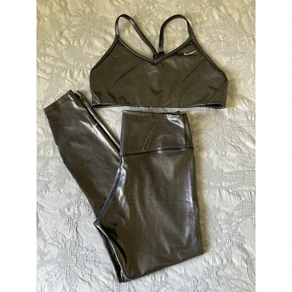 Nike Icon Metallic Top And 7/8 Matching Leggings Luminous Sleek